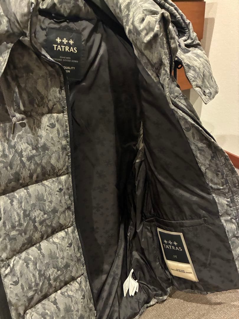 ＊極美品＊TATRAS Rライン カモフラダウンベストCESANOチェサーノ03
