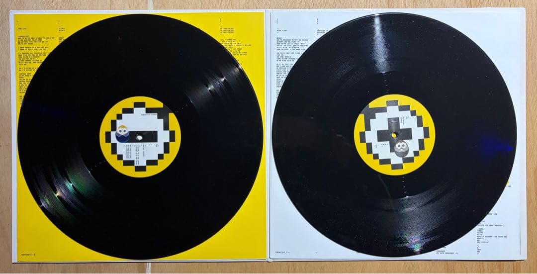 MEW 2枚まとめ売り・バラ売り不可