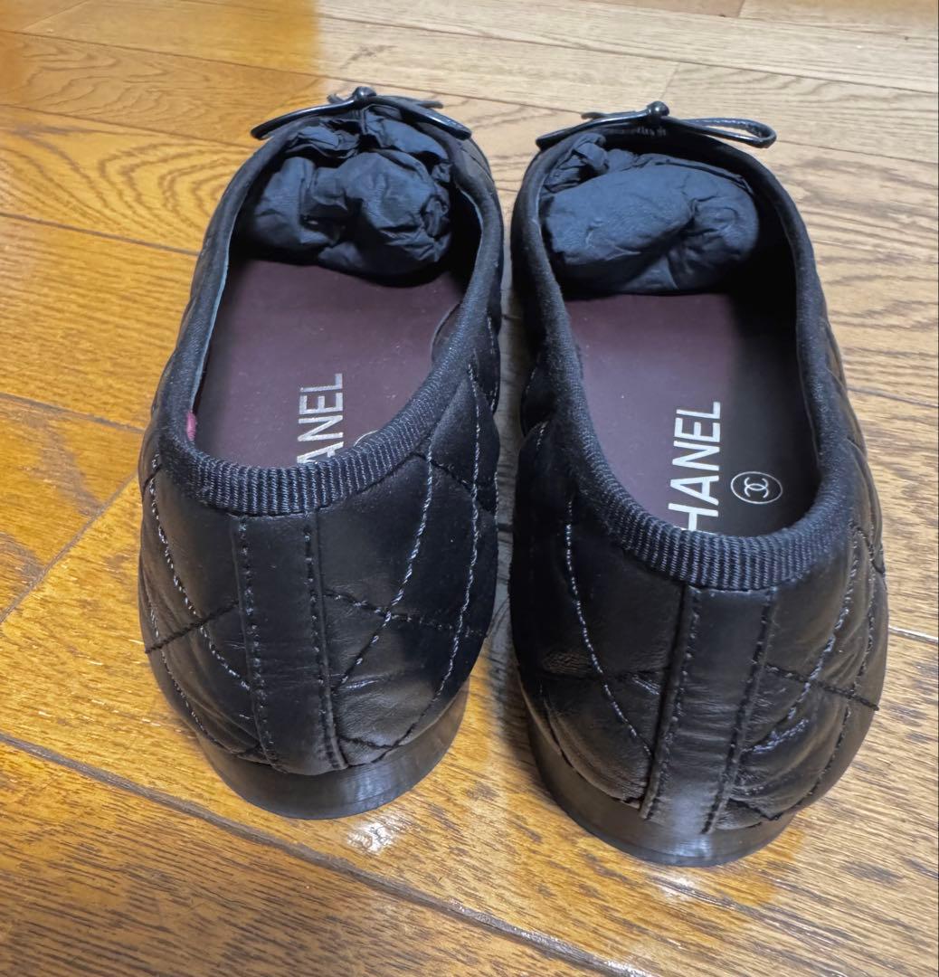 CHANEL ブラック フラットシューズ 36C