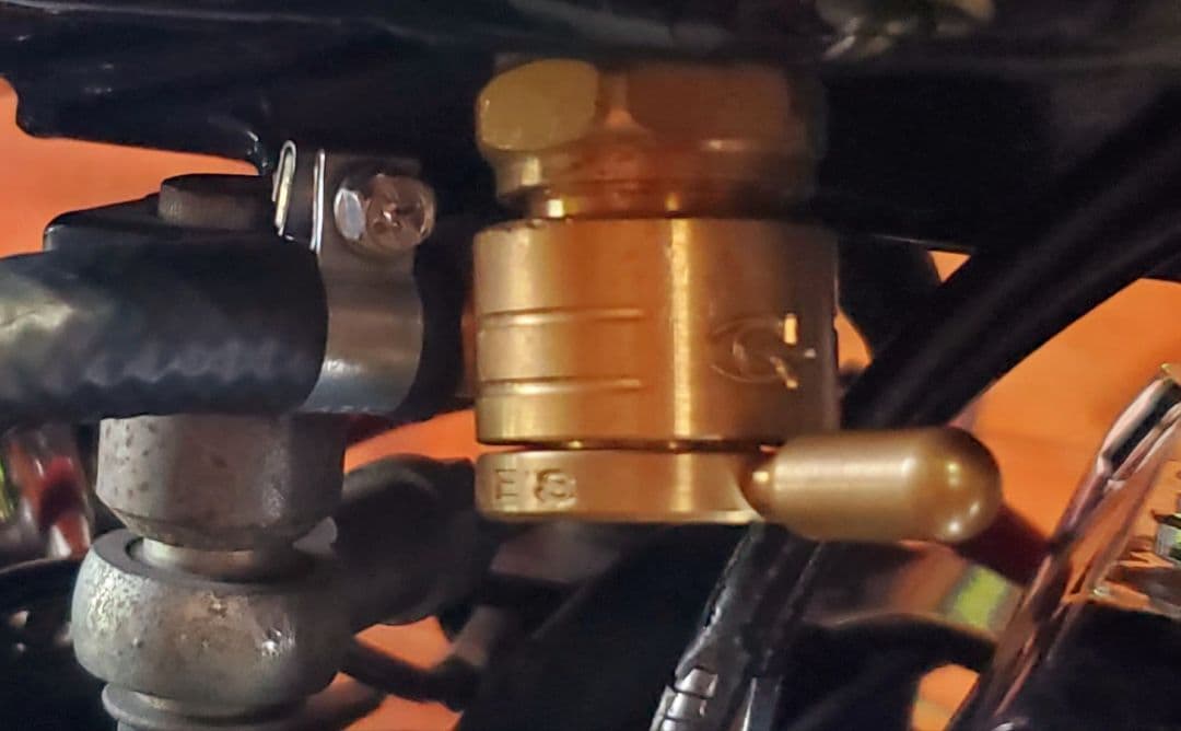 ゴランコック　燃料コック　ガソリンコック　　真鍮　22㎜ 5/16　使用少