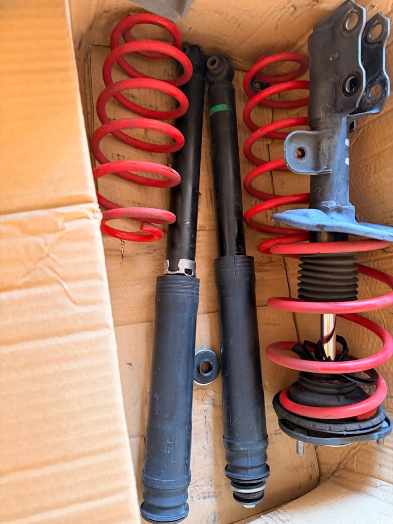 30プリウスダウンサス1台分