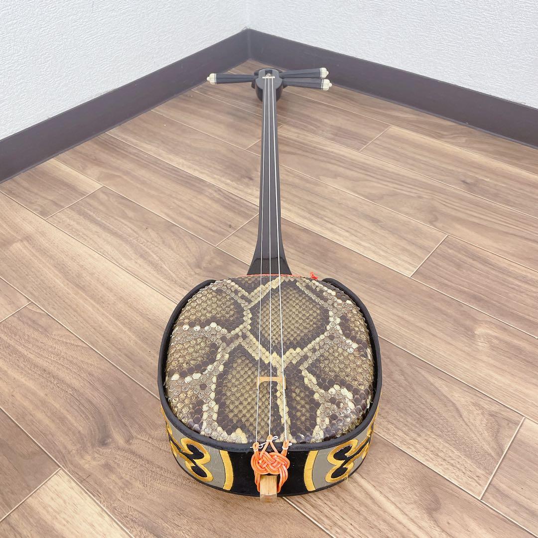 沖縄 三線 へび皮 ケース付き 撥 沖縄 民謡