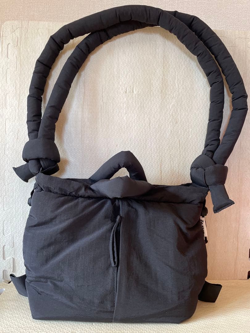 ÖLEND ブラック ショルダーバッグ