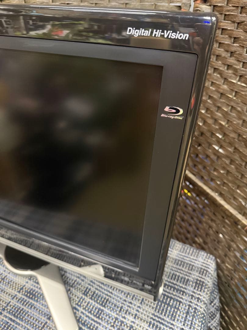 【洗浄消毒作業済】シャープ　ハイビジョン　液晶テレビ　ブルーレイLC-26DX1
