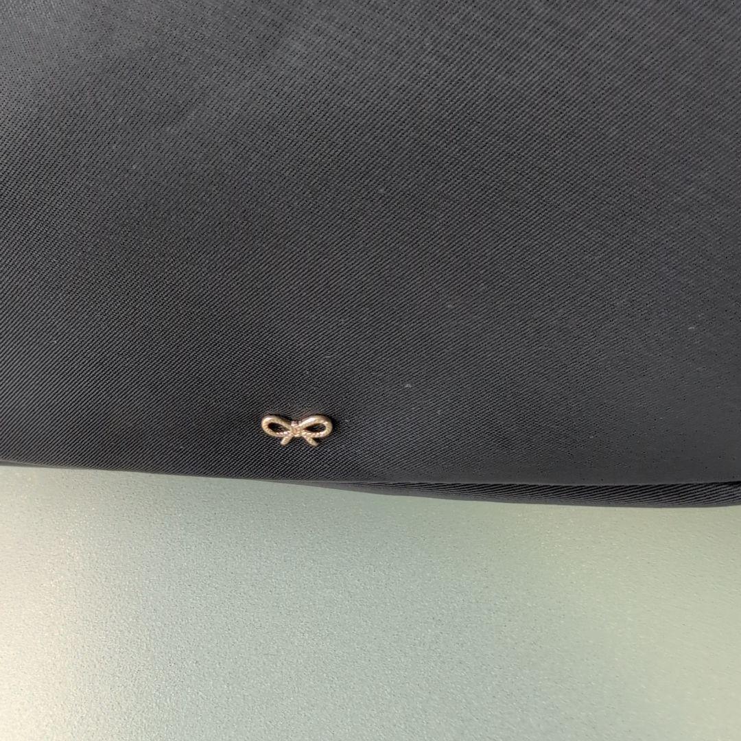 アニヤ・ハインドマーチ ブラック ボディバッグ