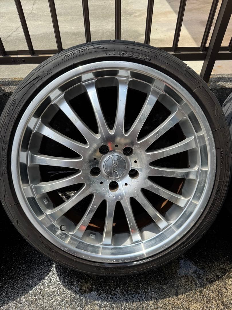 【引き取り限定】TMW 20インチ タイヤホイール