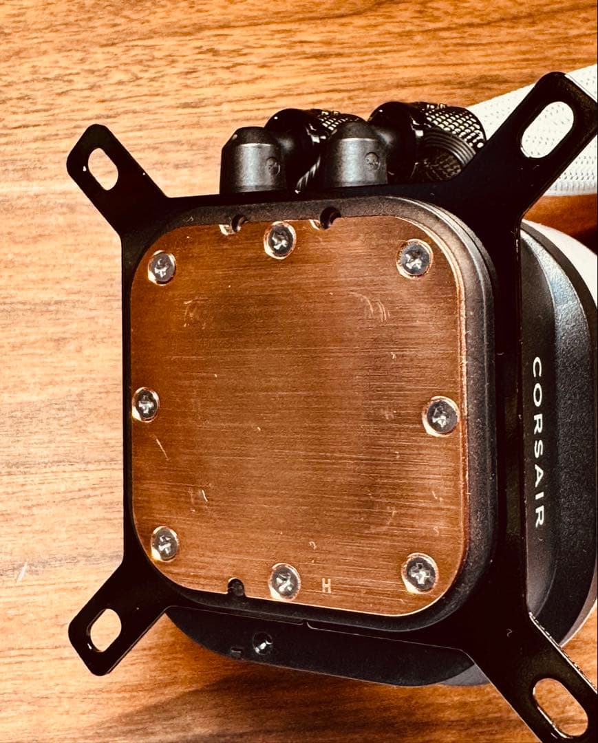 iCUE LINK H150i LCD ホワイト