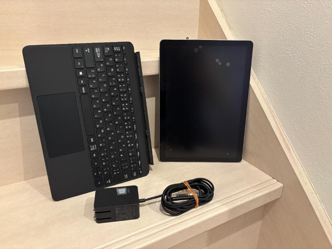 Surface Go2 8G/128GB Core M3 Office2024付