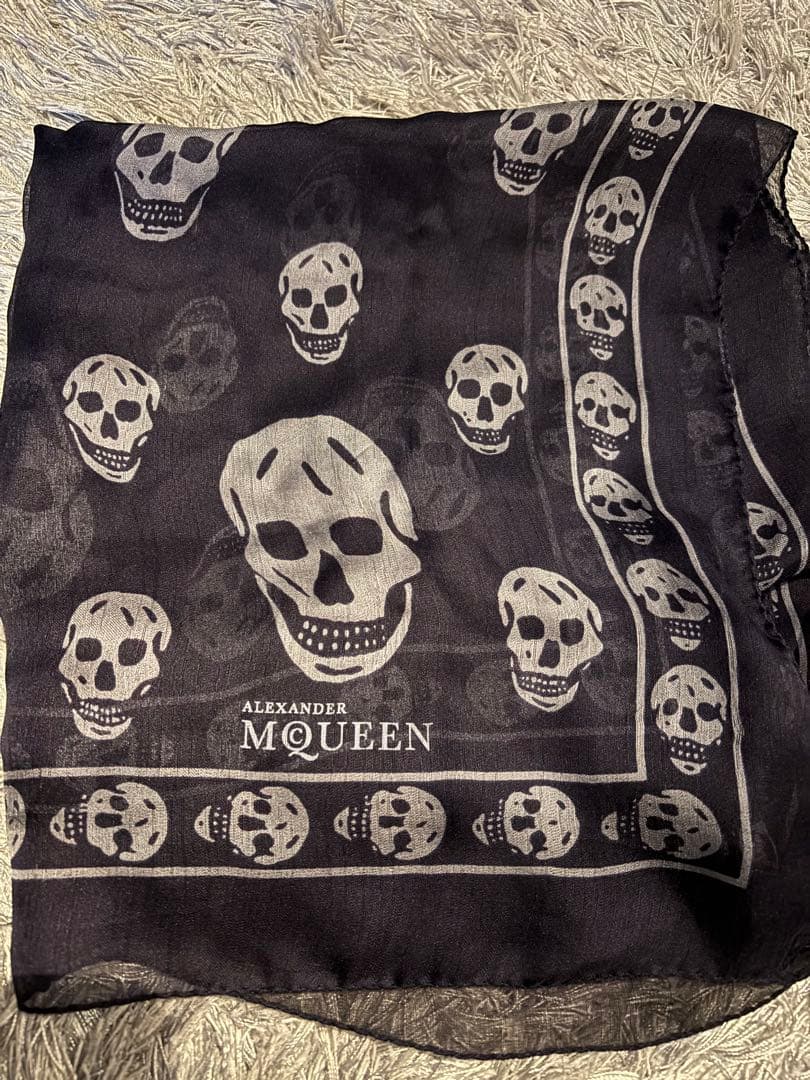 ALEXANDER MCQUEEN スカルストール