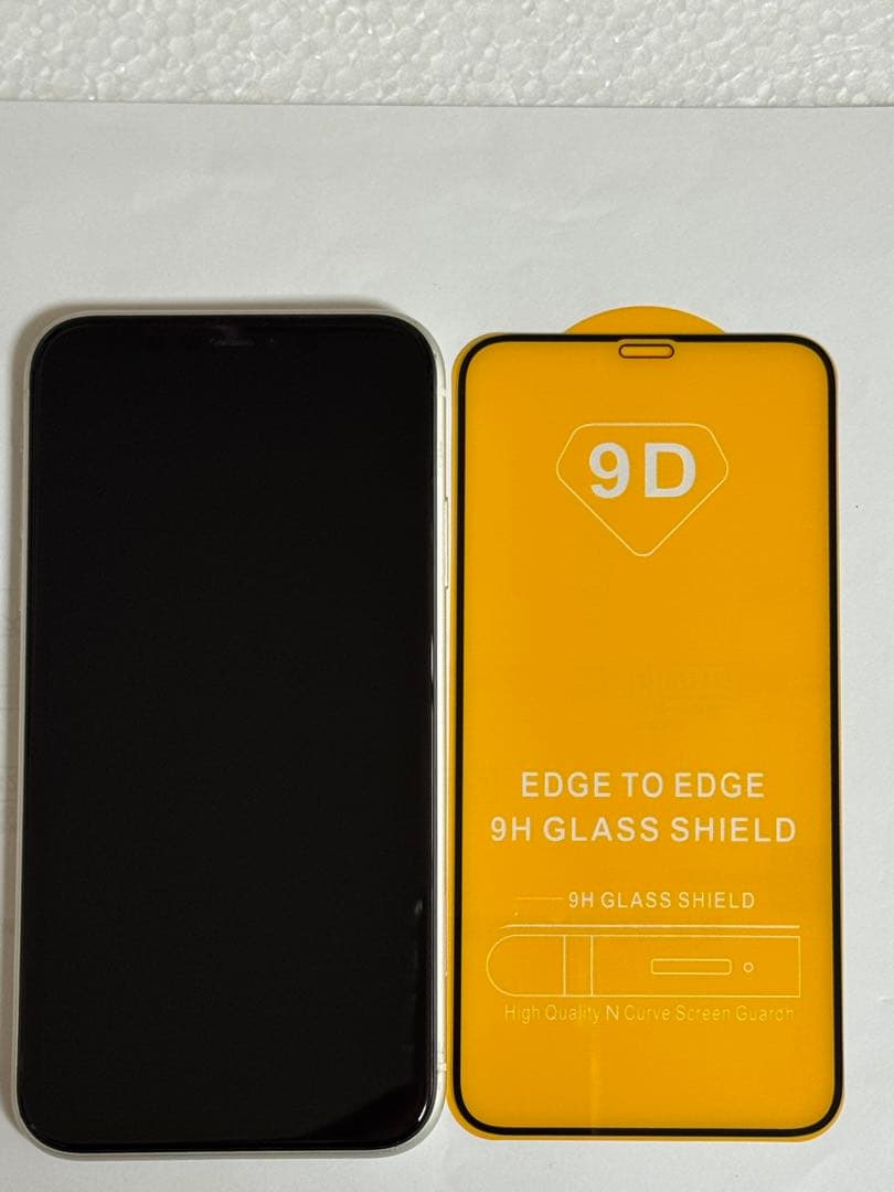 iPhone 11 128GB ホワイト　SIMフリー