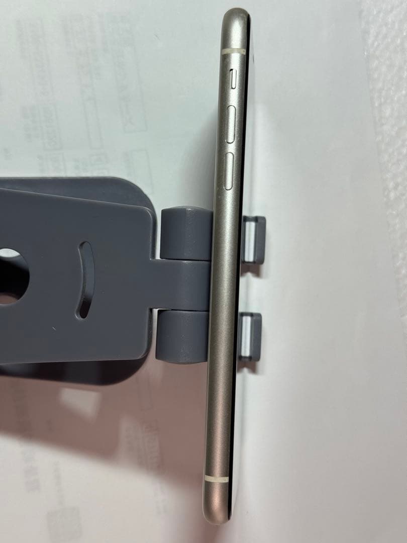 iPhone 11 128GB ホワイト　SIMフリー