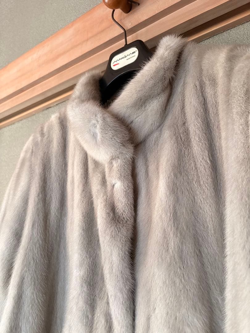 【特級】サファイヤミンク　clair de lune by emba 鑑定書付き