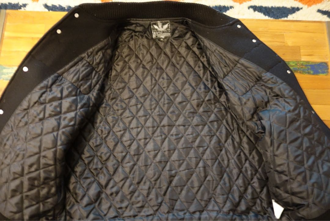 ナイトレイド（nitraid）スタジャン　XL