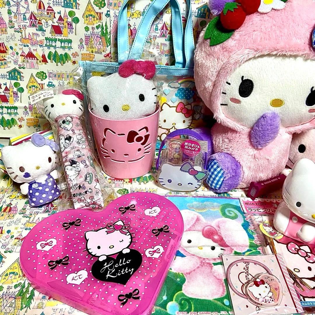 サンリオ ハローキティ まとめ売り21 いちごパンダ ぬいぐるみ バッグ 他