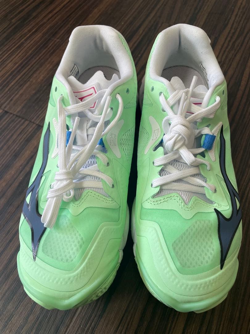 ミズノ　バレーボール　シューズ