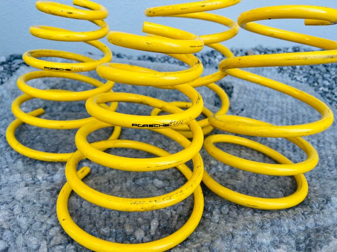 PORSCHE 986ボクスターEUR ローンダウンサス　イエロー 4本セット