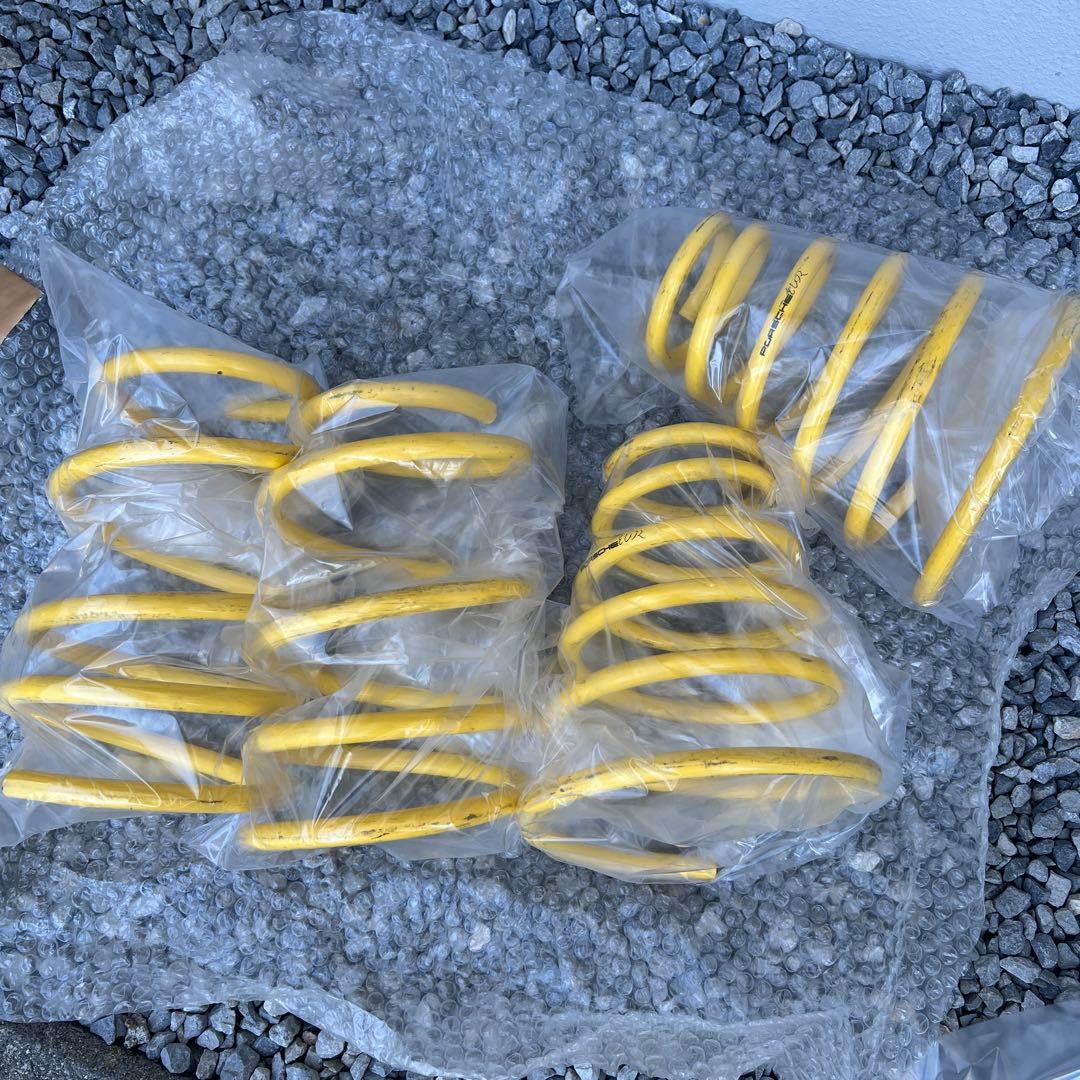 PORSCHE 986ボクスターEUR ローンダウンサス　イエロー 4本セット