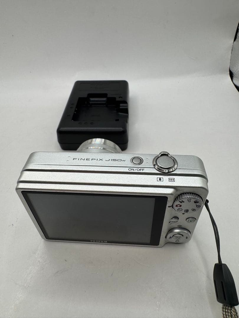 FUJIFILM 富士フイルム FINEPIX J150w