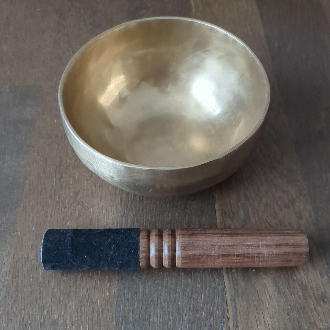 ■シンギングボウル■ネパール製 手打ち 15cm 瞑想