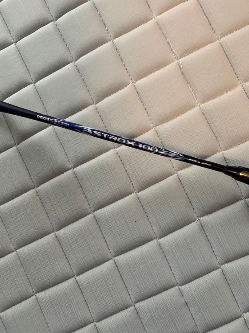 (美品) ヨネックス　アストロクス100ZZ  ダークネイビー3U5G