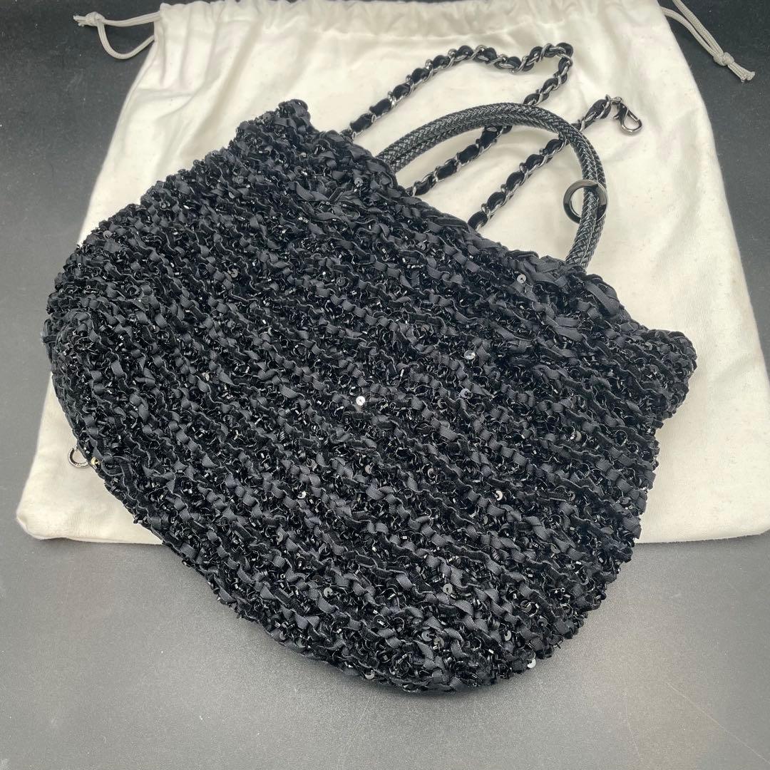 アンテプリマ　チェーンショルダーバッグ