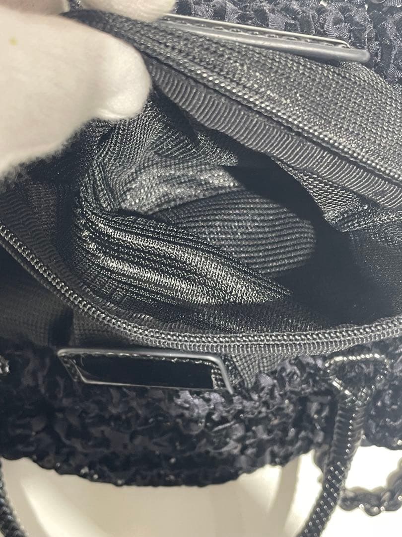 アンテプリマ　チェーンショルダーバッグ