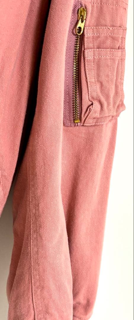 ピンクハウス　イチゴ柄ブルゾン ピンク　ワッペン