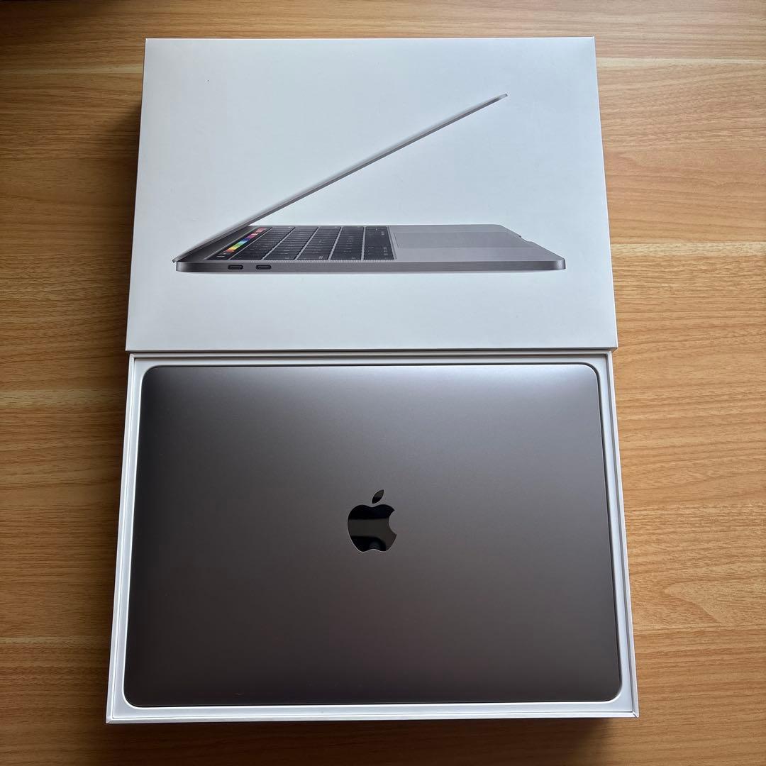 【美品】Macbook Pro 13インチ 2019 i7 16 256 UK