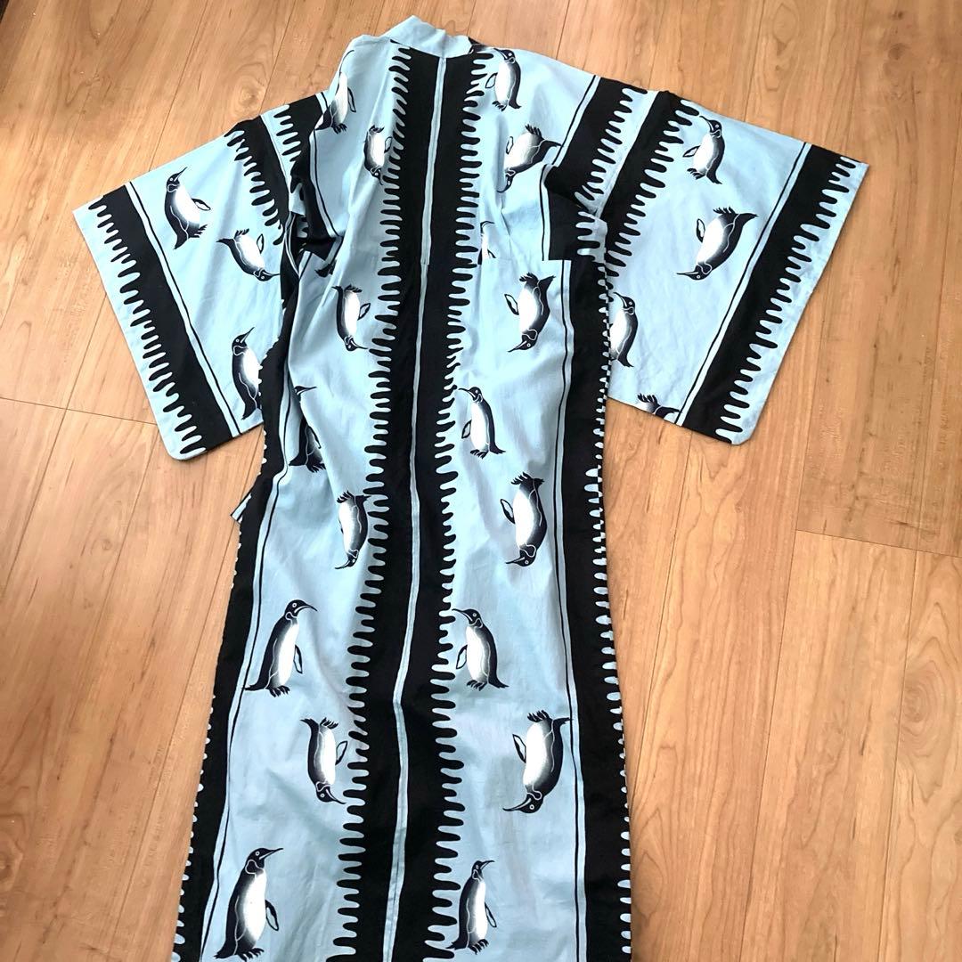 浴衣　ペンギン柄　ブルー