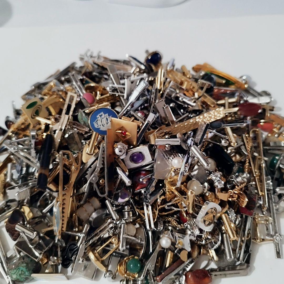 虎*ん様 アクセサリー　まとめ売り　約1.5kg　イミテーション