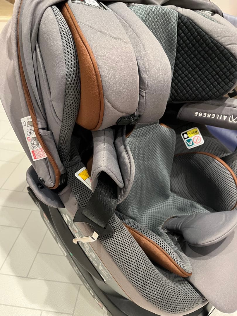 minchan　エールべべ クルット R ウィチャイルドシート