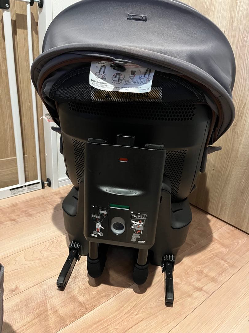 minchan　エールべべ クルット R ウィチャイルドシート