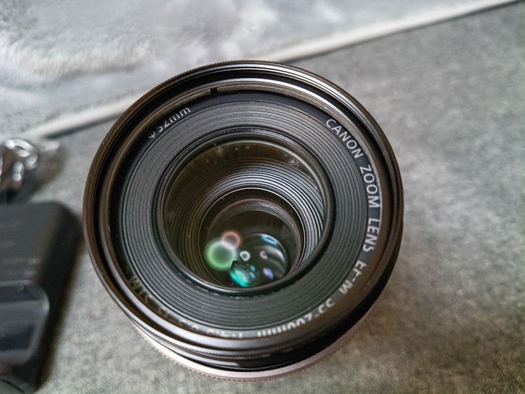 Canon EOS ミラーレス一眼 ホワイト