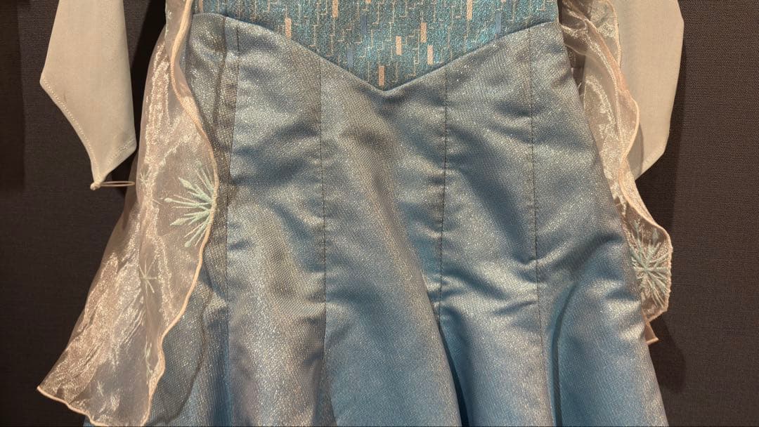 美品　ビビディバビディブティック　エルサ　100㎝