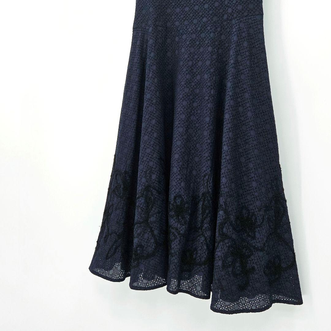 【新品未使用】フォクシー　カトレア　ワンピース　刺繍　近年　刺繍　ネイビー 38