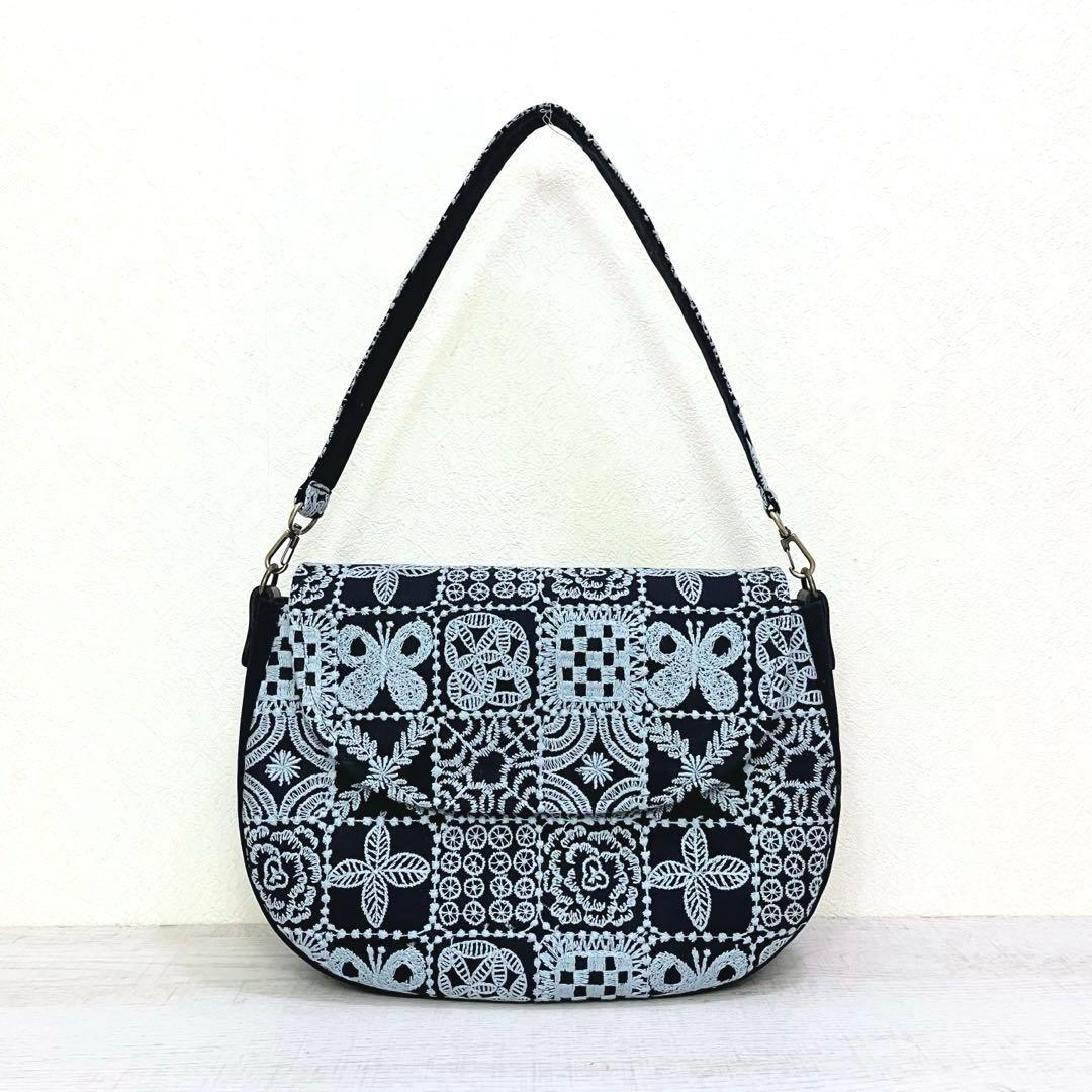 ミナペルホネン　ハンドメイド　フラップショルダー