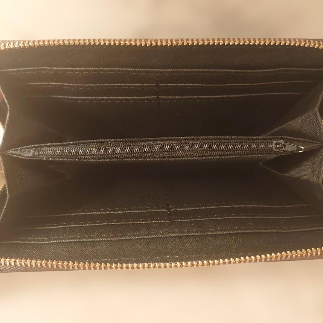 ルイ・ヴィトン　長財布　新品同様