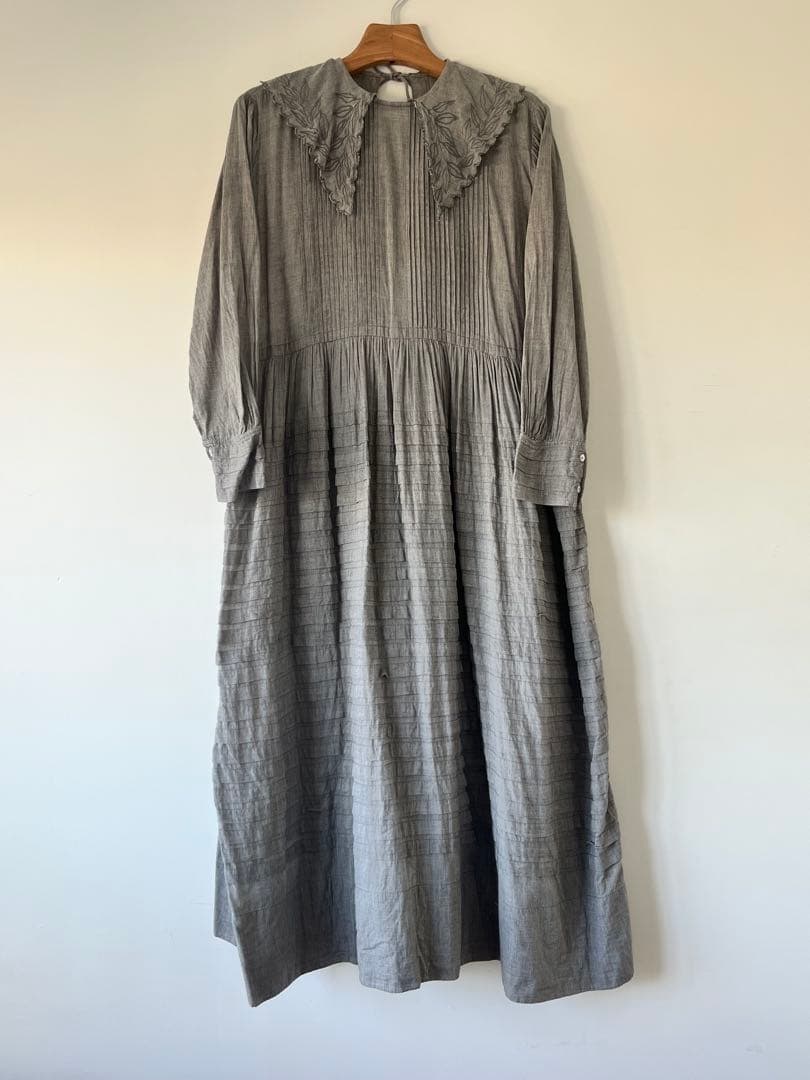 towavase ワンピース　グレー