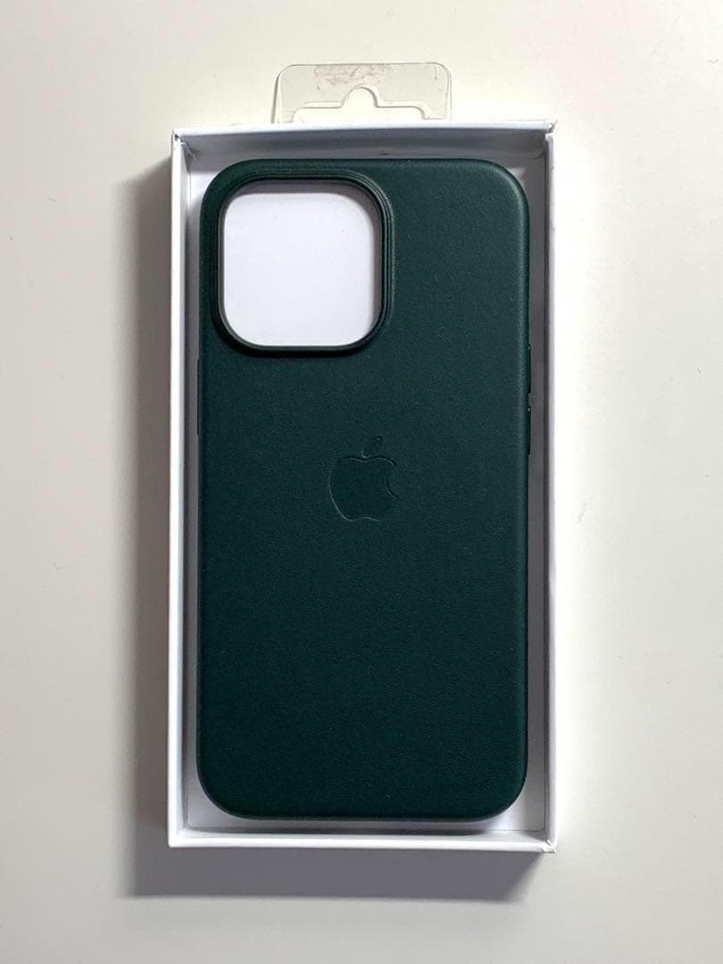 【新品】純正 iPhone 13 Pro レザーケース・セコイアグリーン①