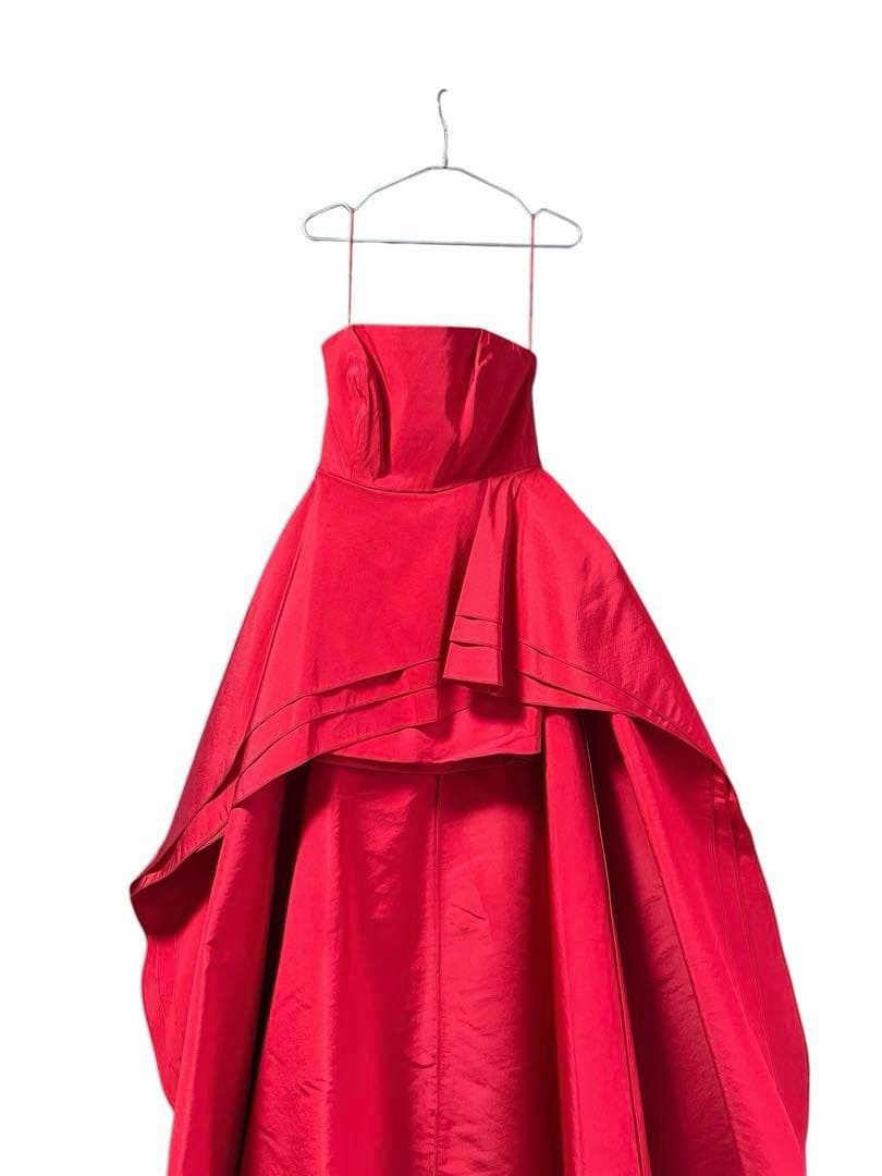 専用 未使用Carolina Herrera Tiered Ruffle