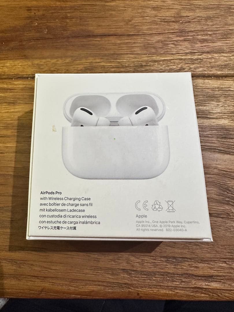 最終値下げ 正規品 Apple iPods Pro 第1世代 本体 　箱あり