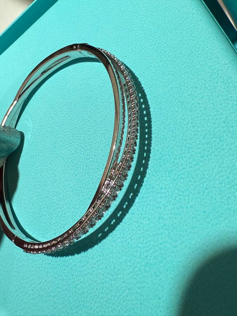 スワロフスキー　バングル　M