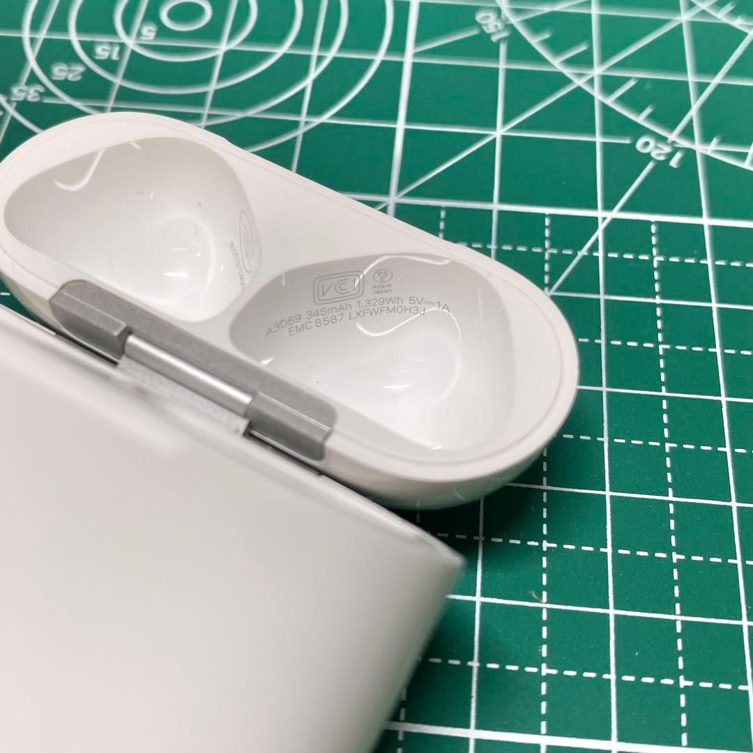 Apple AirPods4 第4世代 エアポッズ第四世代充電ケース(ANC)