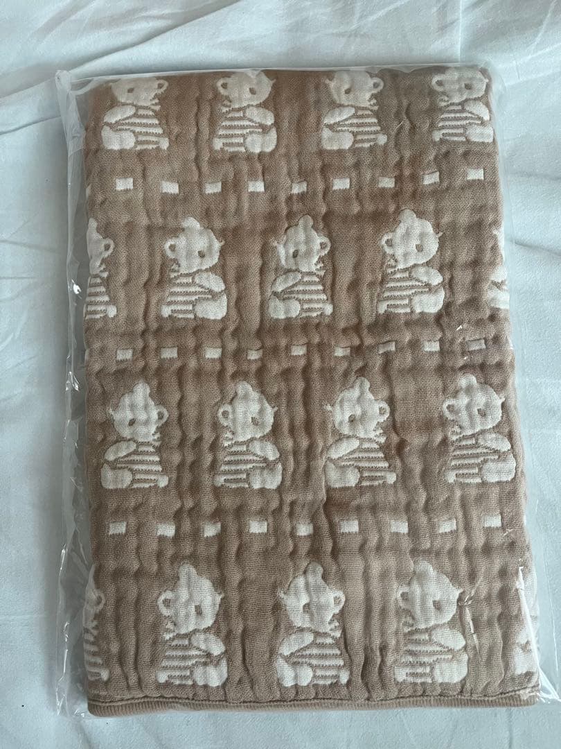 familiar オムツポーチ　おしり拭き蓋　ガーゼケット3点