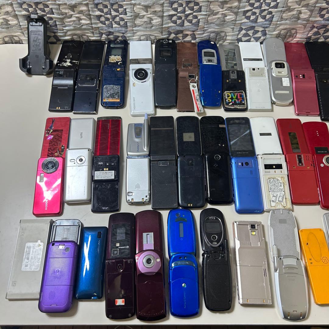 が*ら様 携帯電話本体 大量 まとめ 62台セット 動作未確認 ジャンク ガラケ