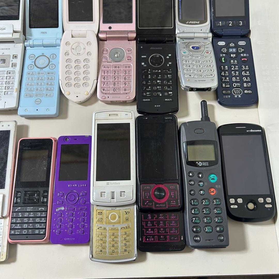 が*ら様 携帯電話本体 大量 まとめ 62台セット 動作未確認 ジャンク ガラケ