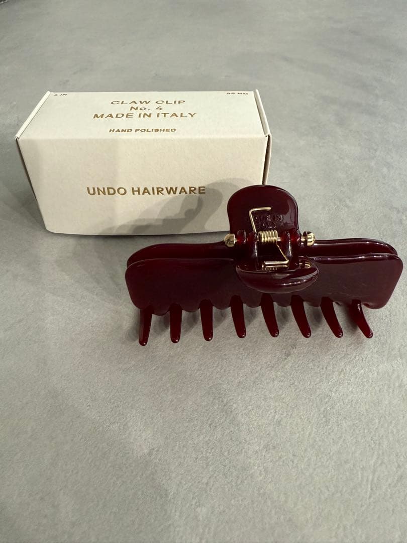 UNDO HAIRWARE ヘアクリップNo.4クロークリップ　ボルドー