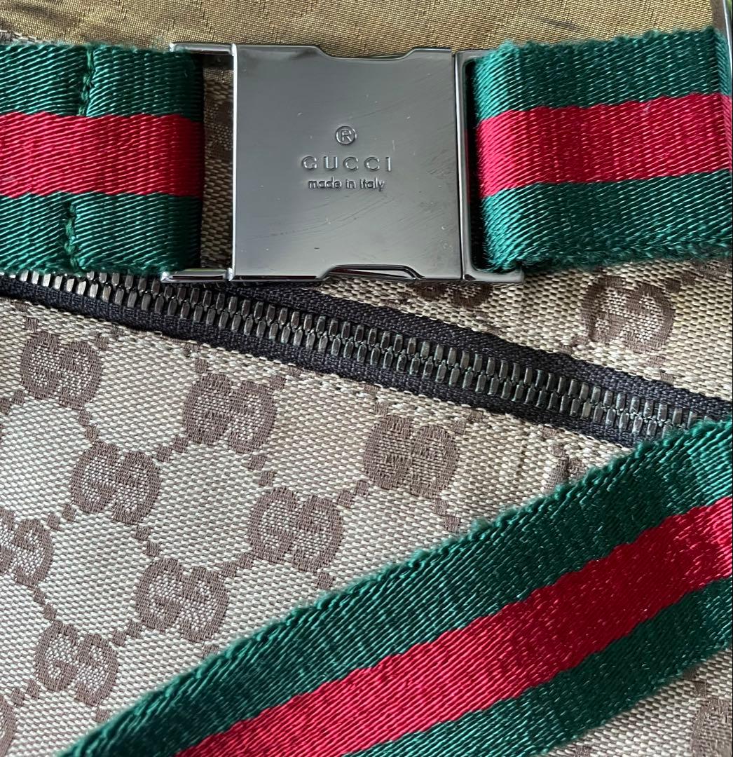 GUCCI ボディバッグ GG キャンバス シェリーライン