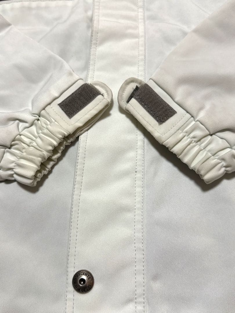 人気色✨DESCENTE デサント スキーウェア 上下セット メンズ ホワイト