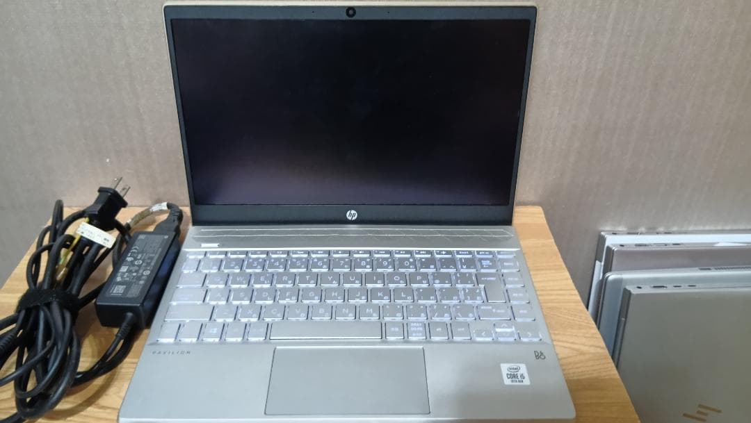 hp Pavilion 13-an1043TU 10世代i5 ⑤ ゴールド